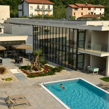 Aparthotel Malcesine-active&family Malcesine